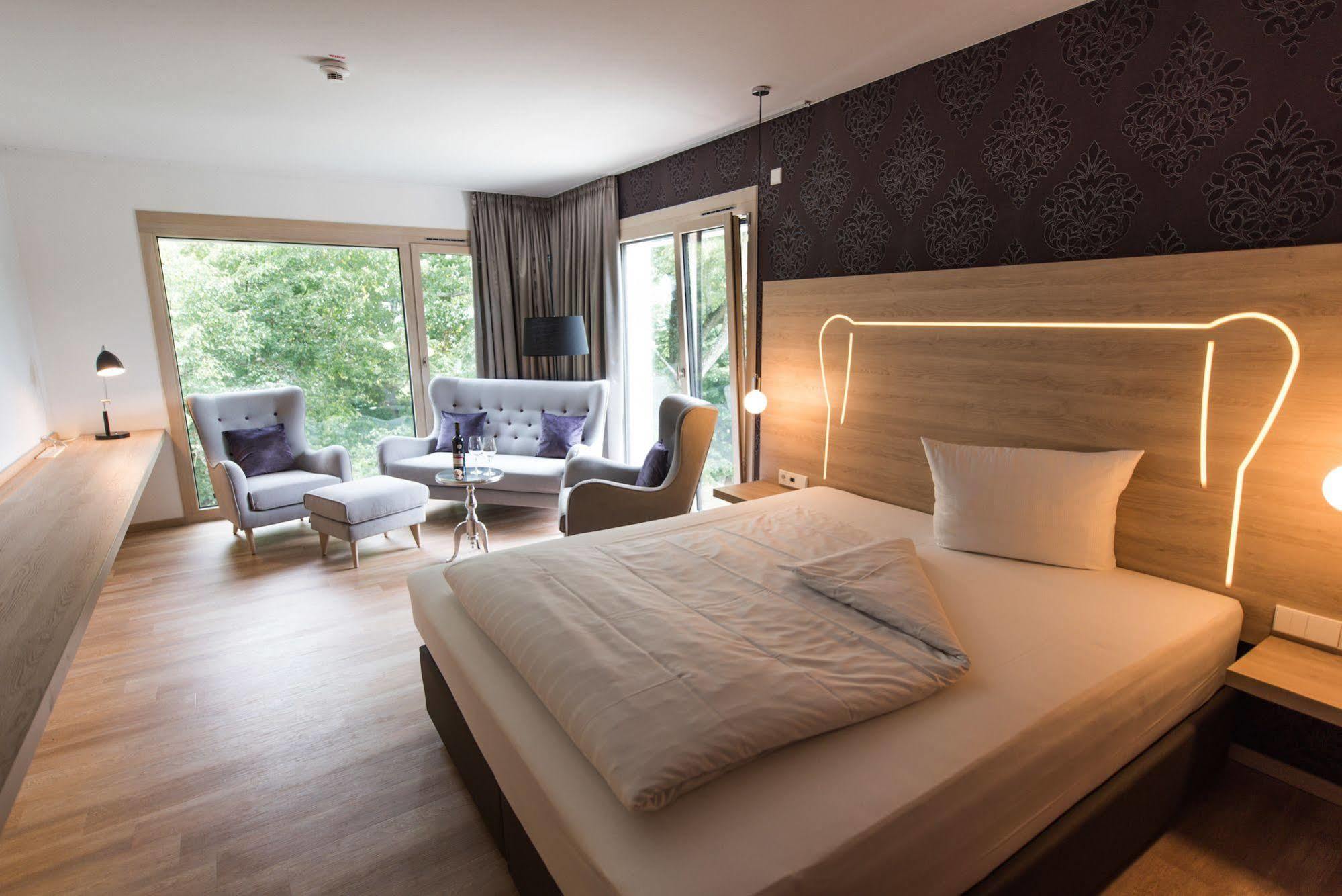 Parkhotel Schillerhain Kirchheimbolanden Eksteriør bilde